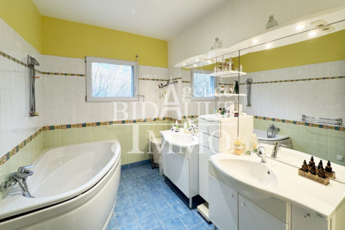 Maison 6 Pièces La Celle-Saint-Cloud - Immobilier de l'Ouest Parisien