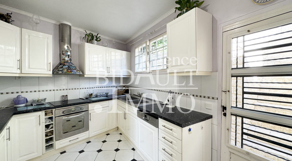 Maison 7 Pièces La Celle-Saint-Cloud