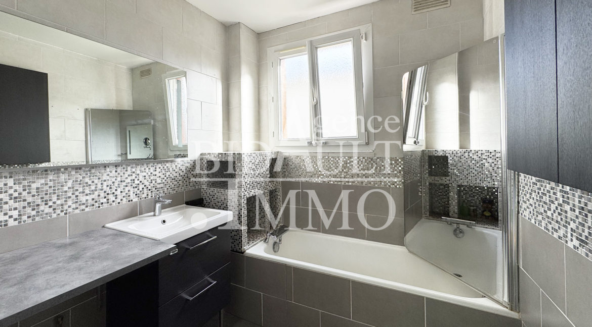 Appartement 4 Pièces La Celle-Saint-Cloud - Résidence du Bel Ebat