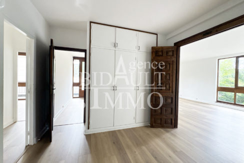 Appartement 4/5 Pièces La Celle-Saint-Cloud