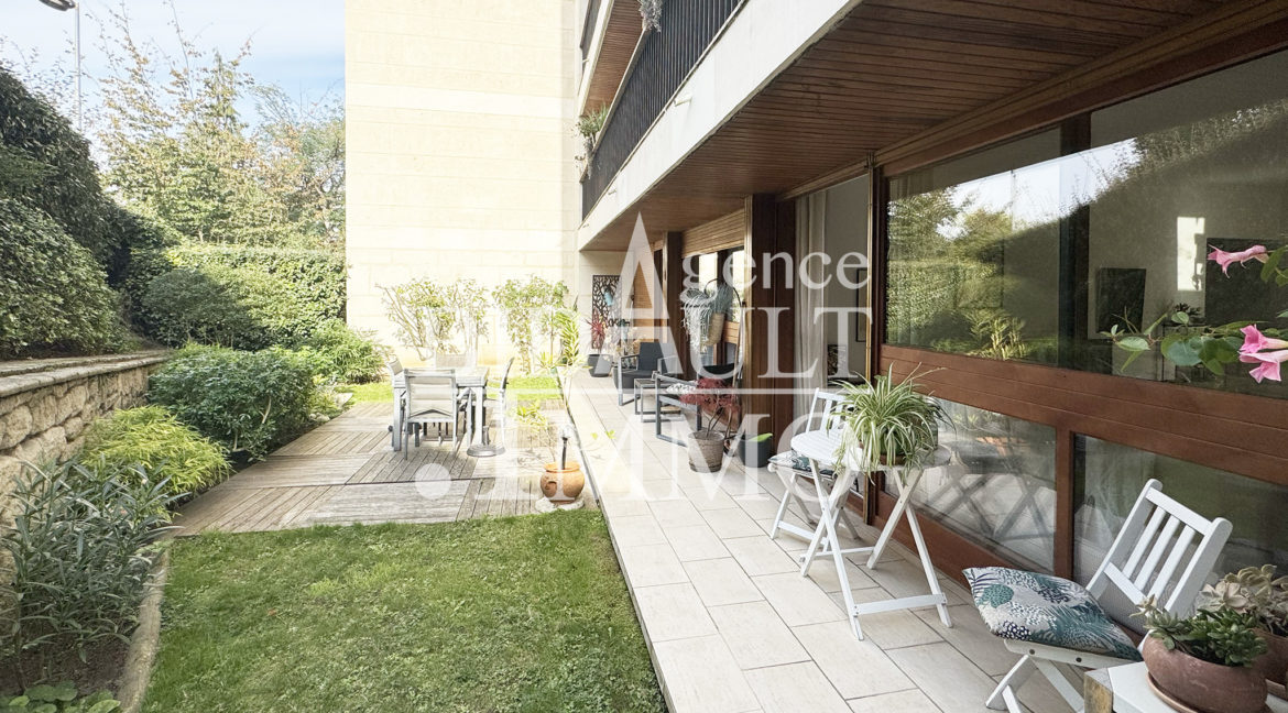 Appartement 4/5 Pièces avec Terrasse et Jardin - Résidence Elysée 2