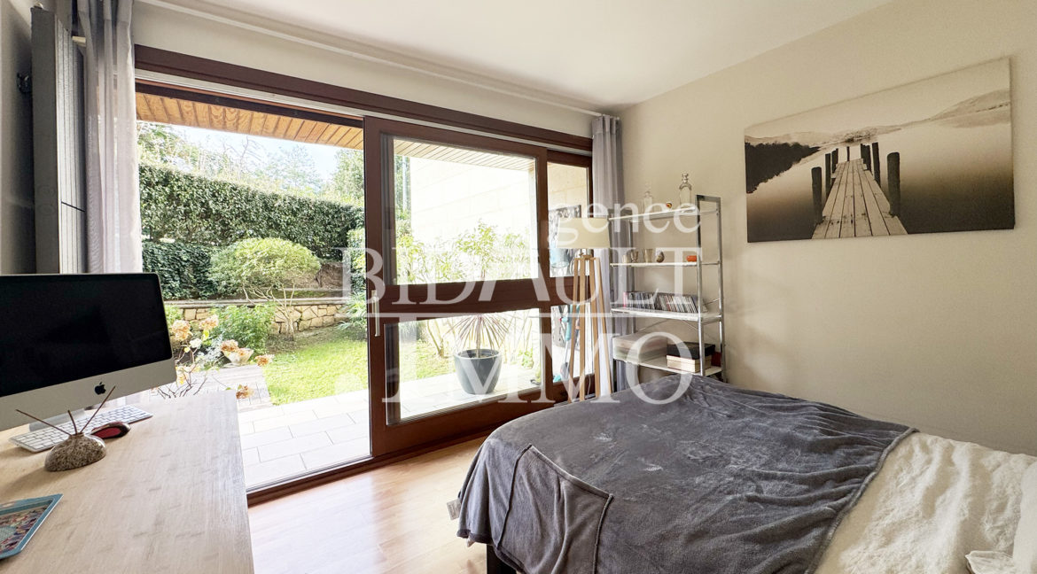 Appartement 4/5 Pièces avec Terrasse et Jardin - Résidence Elysée 2