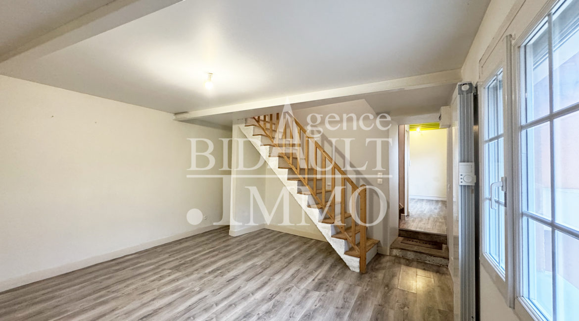 Maison de ville 5 Pièces Béville-Le-Comte 27800