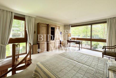 Appartement 5 Pièces avec Terrasse et Jardin La Celle-Saint-Cloud