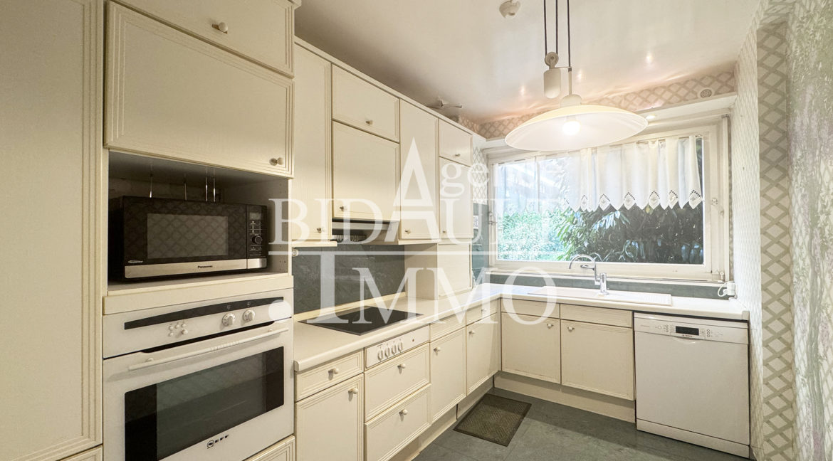 Appartement 5 Pièces avec Terrasse et Jardin La Celle-Saint-Cloud