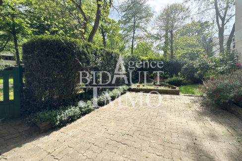 Appartement 5 Pièces avec Terrasse et Jardin La Celle-Saint-Cloud