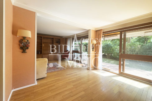 Appartement 5 Pièces avec Terrasse et Jardin La Celle-Saint-Cloud
