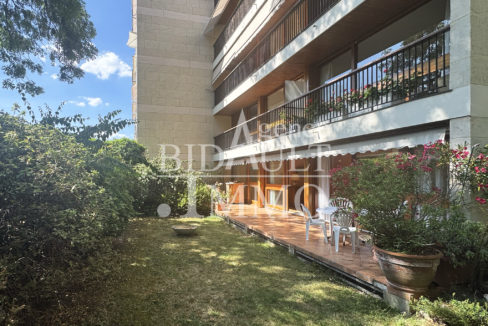 Appartement 5 Pièces avec Terrasse et Jardin La Celle-Saint-Cloud