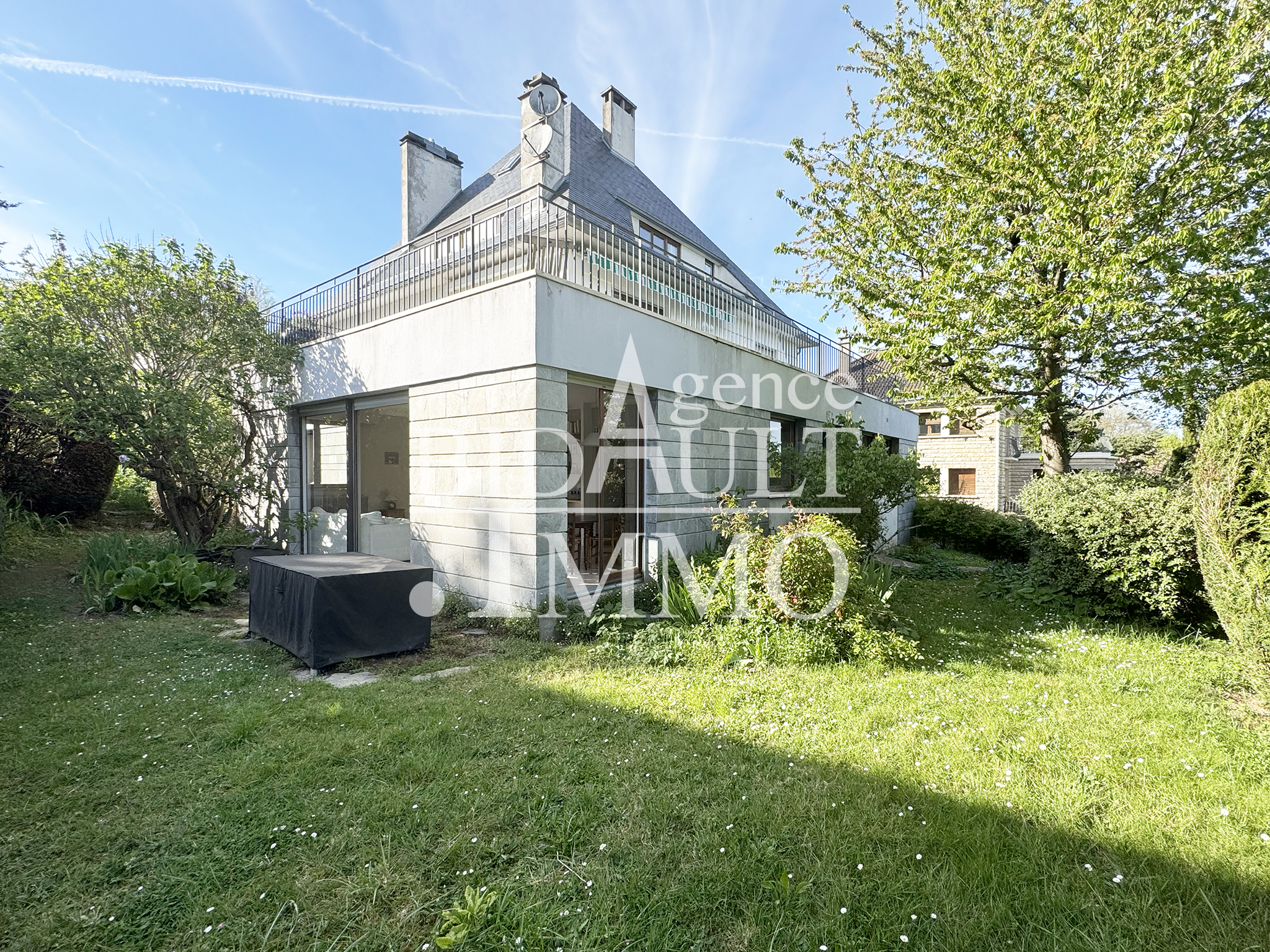 Appartement familial 7 Pièces avec jardin La Celle-Saint-Cloud