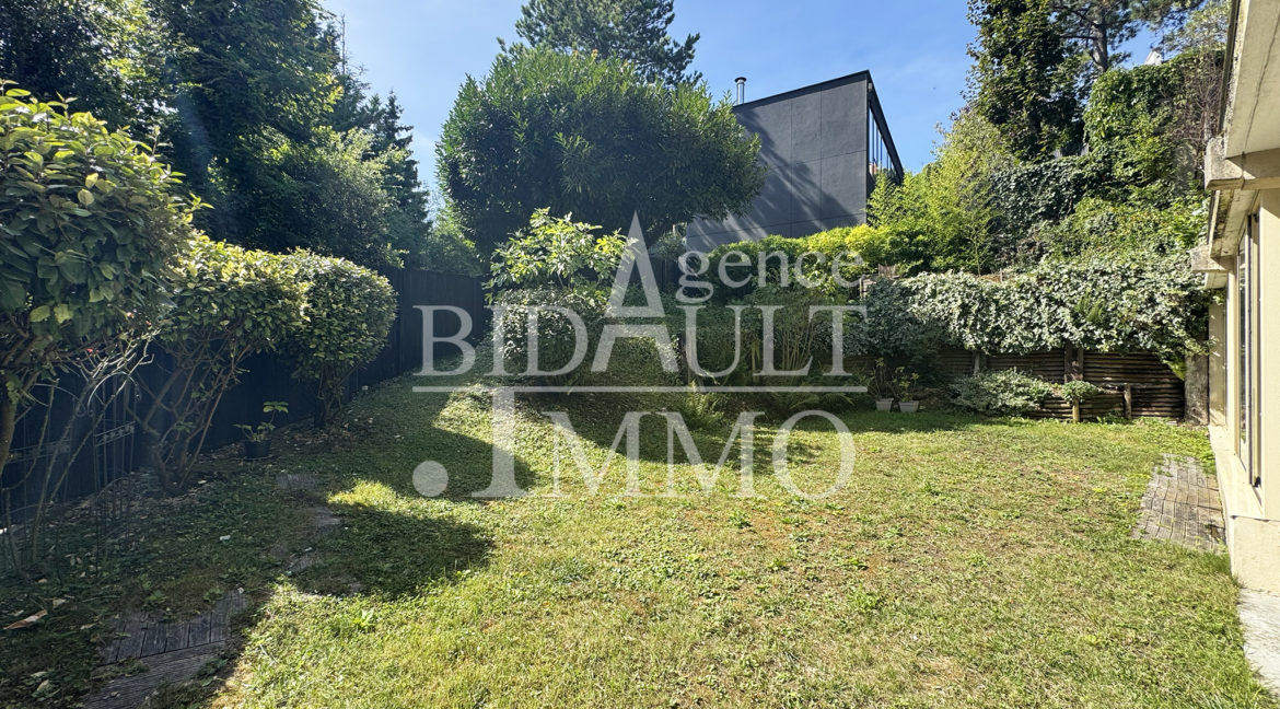 Appartement 5 Pièces avec jardin La Celle-Saint-Cloud
