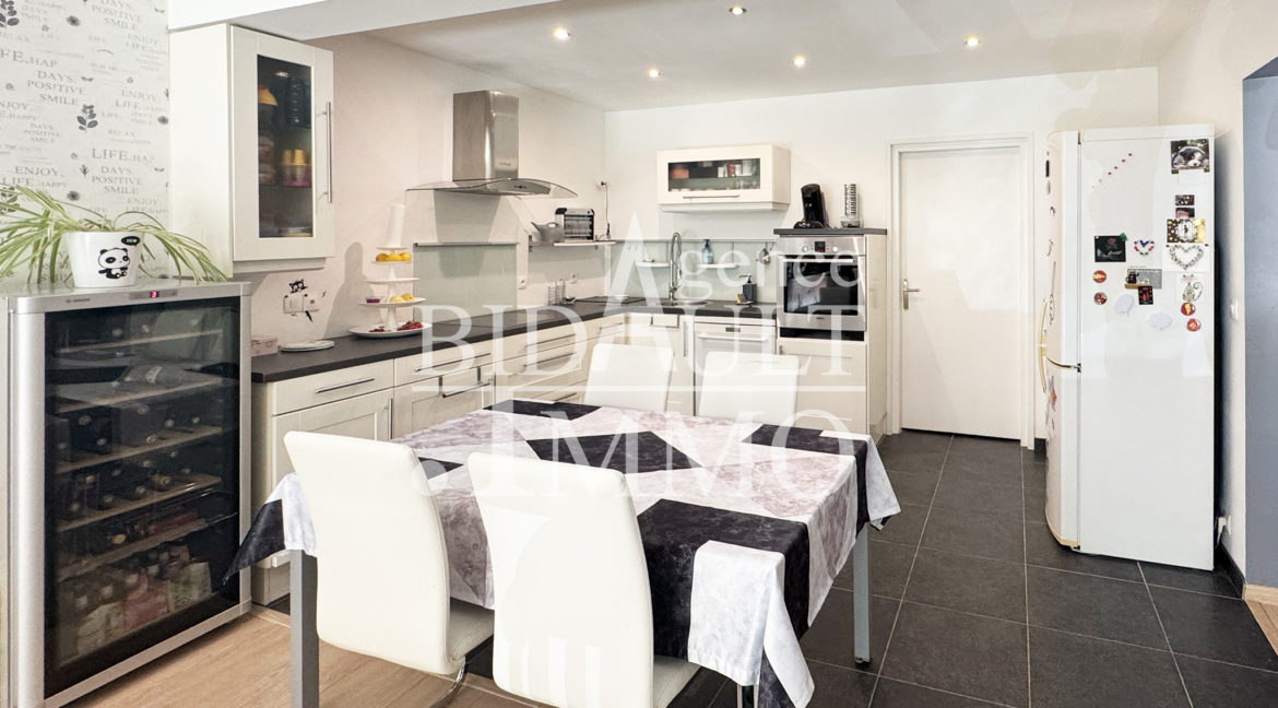 Appartement 5 Pièces avec jardin La Celle-Saint-Cloud