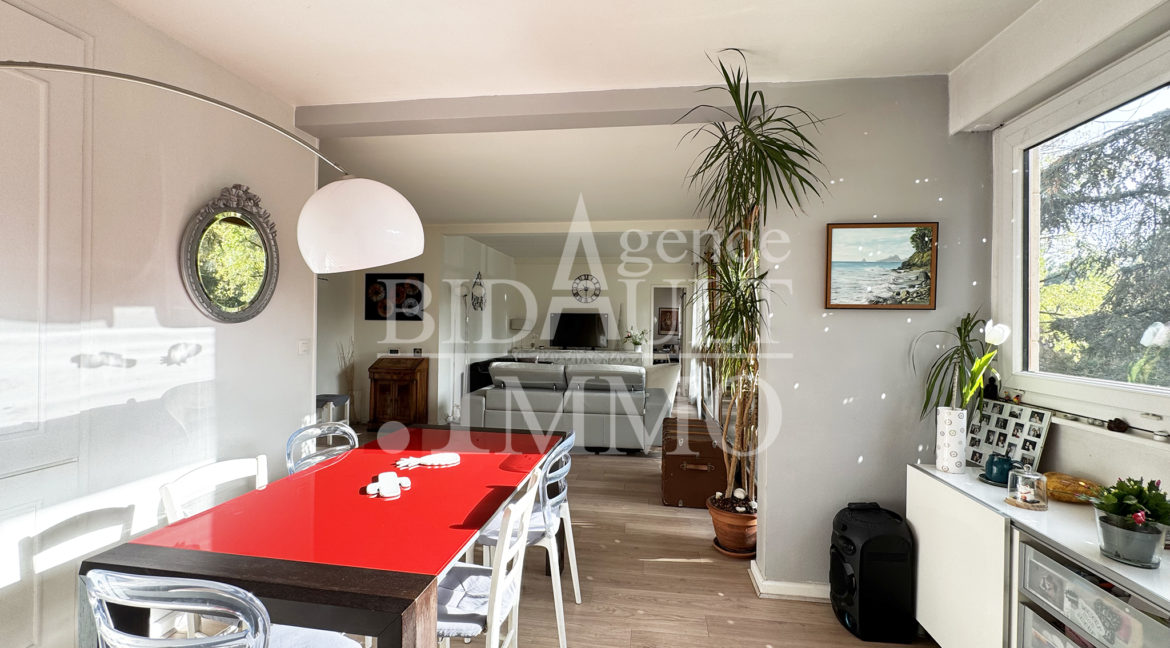 Appartement 6 Pièces avec Terrasse La Celle-Saint-Cloud