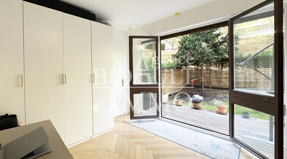 Appartement 4/5 Pièces avec Terrasse et Jardin - Résidence Elysée 2